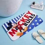 tapis de bain Disney avec motif coloré
