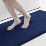tapis de salle de bain avec motifs